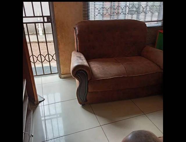 2 BEDROOM HOUSE FOR SALE IN KATLEHONG SOUTH